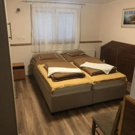 Cserki Panzio * Balatonfokajar