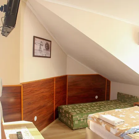 Cserki Panzio B&B Balatonfőkajár